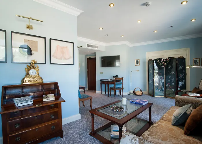 Hotel De Londres Y De Inglaterra