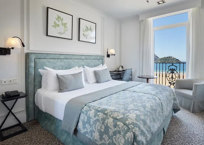 Hotel De Londres Y De Inglaterra 4*