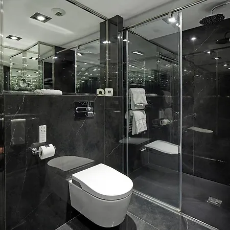 دي لوندريس يي دي إنغلاترا فندق 4*