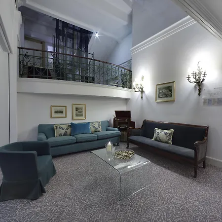 دي لوندريس يي دي إنغلاترا 4* سان سيباستيان