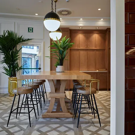 فندق دي لوندريس يي دي إنغلاترا