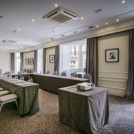 دي لوندريس يي دي إنغلاترا فندق 4*