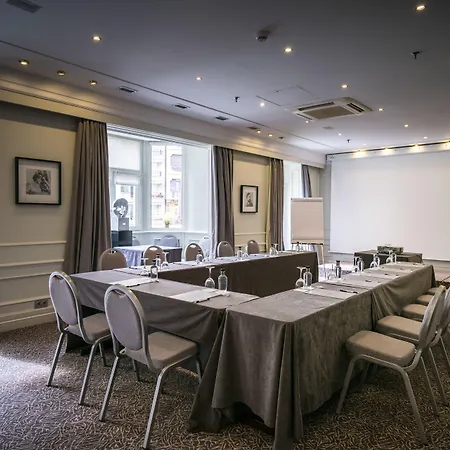 دي لوندريس يي دي إنغلاترا