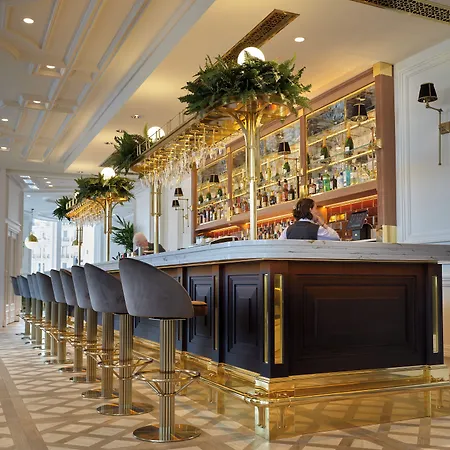 De Londres Y De Inglaterra Hotel 4*