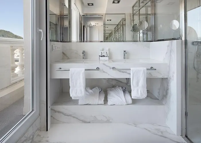 De Londres Y De Inglaterra 4* San Sebastián