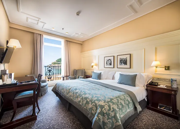 מלון De Londres Y De Inglaterra סן סבסטיאן