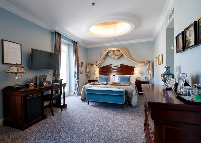 伦德雷斯茵格拉特拉酒店 圣塞瓦斯蒂安