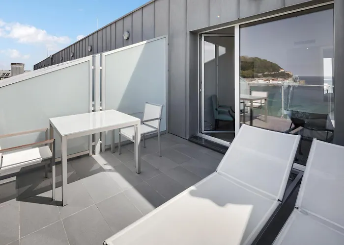 伦德雷斯茵格拉特拉酒店 酒店 4*