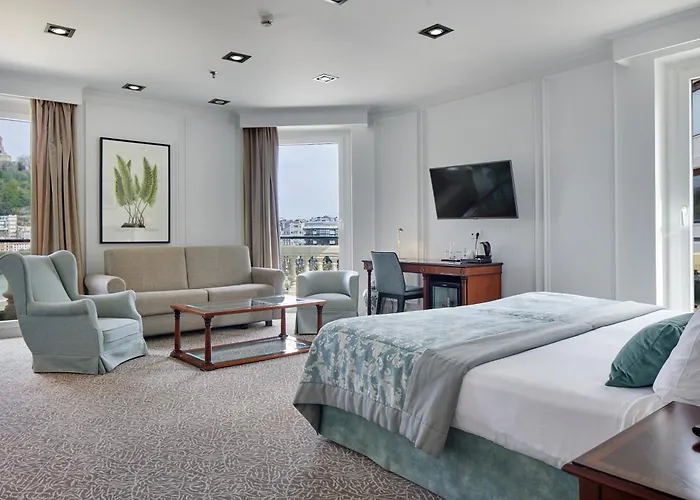 De Londres Y De Inglaterra מלון 4*