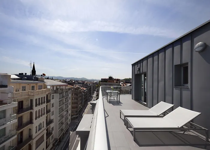 伦德雷斯茵格拉特拉酒店