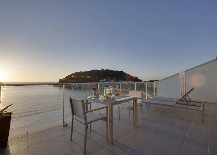 De Londres Y De Inglaterra סן סבסטיאן