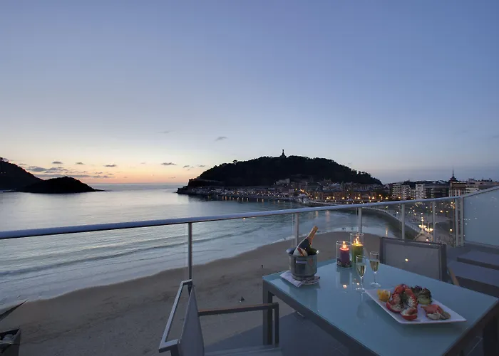 伦德雷斯茵格拉特拉酒店 圣塞瓦斯蒂安