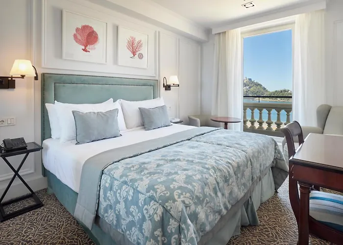 데 론드레스 이 데 잉글라테라 호텔 4*